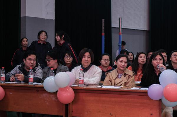 04232青春心向黨 紅歌頌百年——秀水中專隆重舉行2021校園紅歌合唱比賽-顧君2_副本.jpg