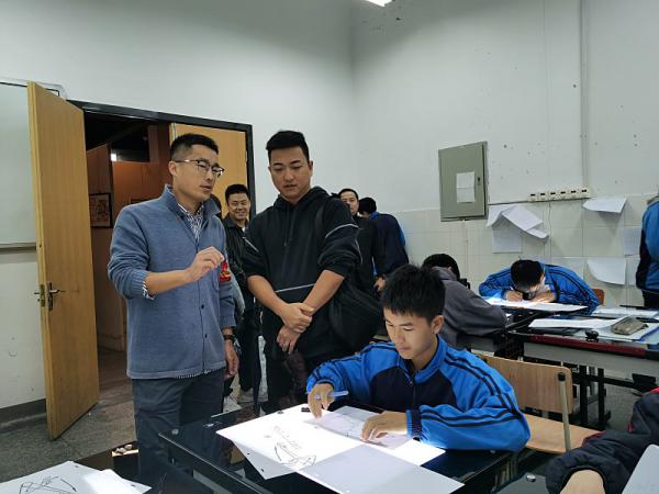1022深化校企合作 助力人才培養(yǎng)-丁婷婷2.jpg